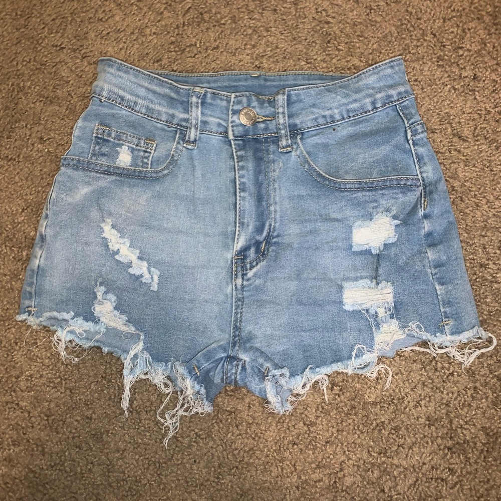 Ripped jeans shorts